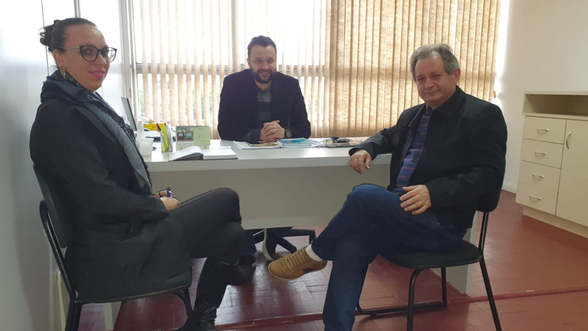  Vice-Prefeito Giovani Tolotti e a Coordenadora da Sala do Empreendedor Vanusa Klosinski receberam Nelson Baldo 