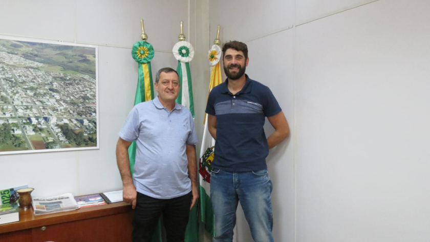 Prefeito Jander Loss recebeu a Visita do Prefeito Junior de Flor da Serra do Sul 