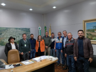 Secretária de Estado Leandre visita o Gabinete do Prefeito 