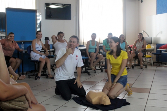 Professores participaram de treinamento de primeiros socorros