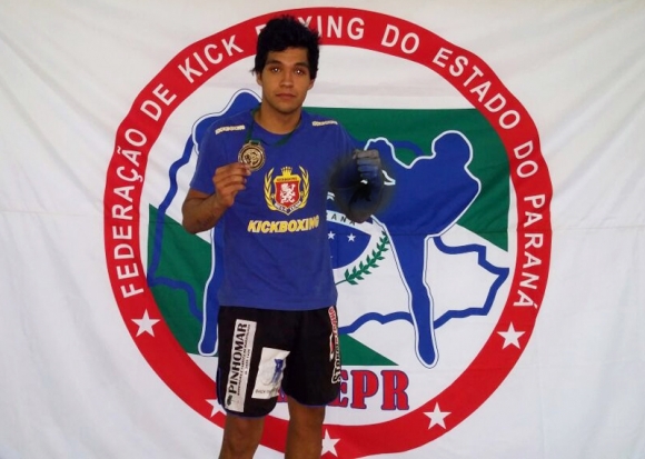 Atleta marmeleirense é 3º colocado no Campeonato Paranaense de Kickboxing