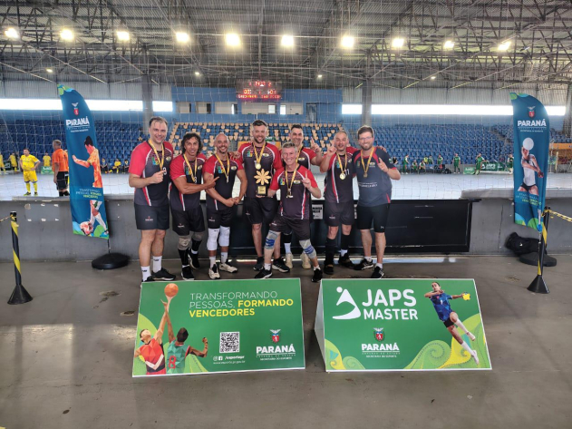  Voleibol de Marmeleiro Brilha nos Jap’s Master em Paranaguá